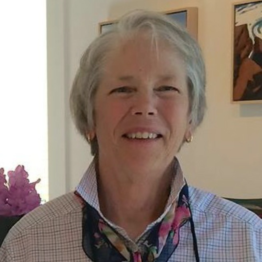 Meet your Posher, Suzanne